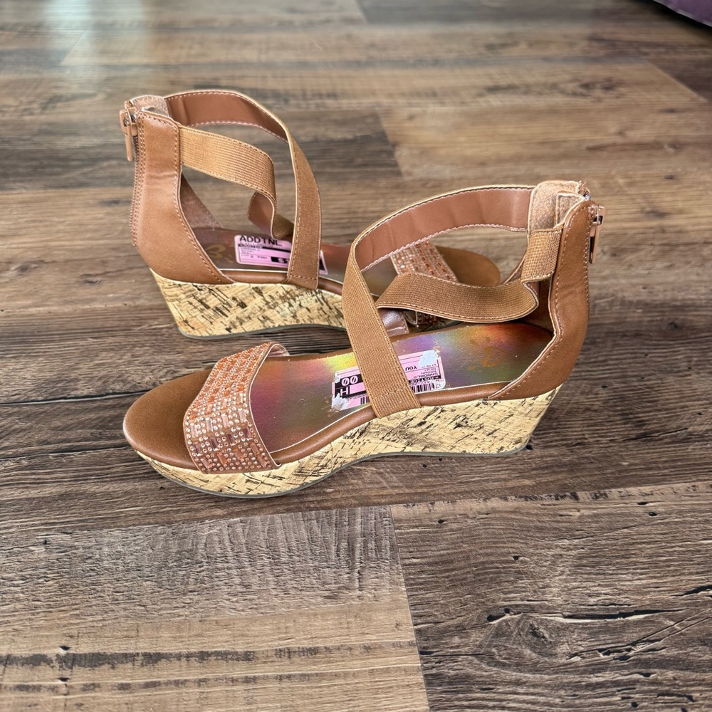 Justice Tan Wedge Sandals            Size 2 Youth - Picture 3 of 12